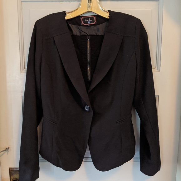 Mesh Sheer Blazer w/ Button Front - Picture 6 of 7